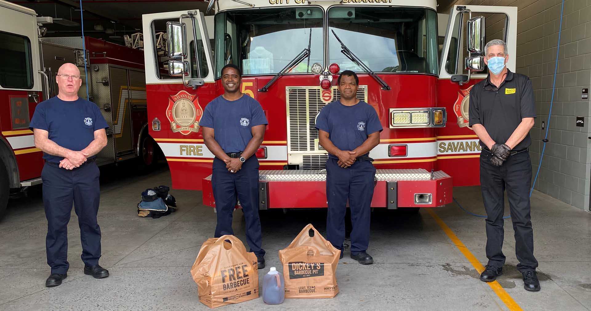 EverythingLubbock.com: Dickey’s Barbecue Pit offering pulled pork sandwich donations for first responders